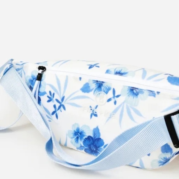 Bogner Fire & Ice X LoveShackFancy Tius Hip Bag (250) - Picture 3 of 3